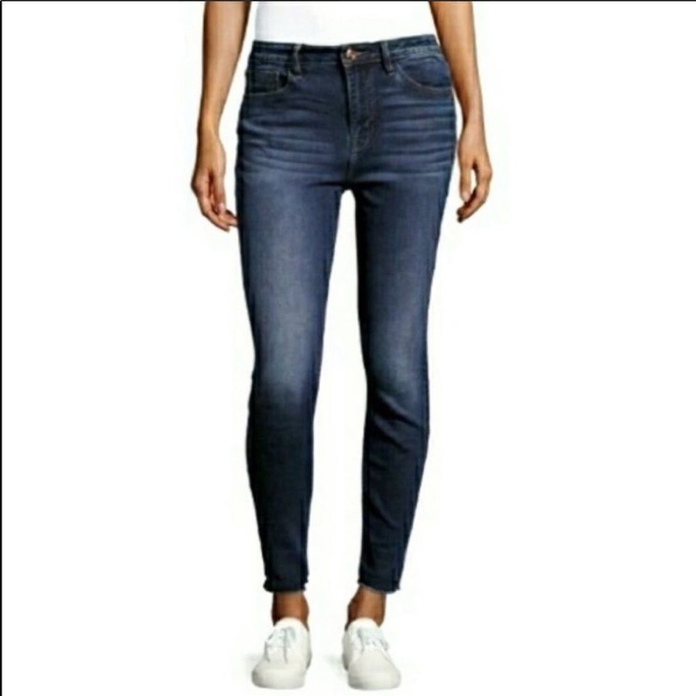 ✨ vigoss the chelsea skinny jeans✨